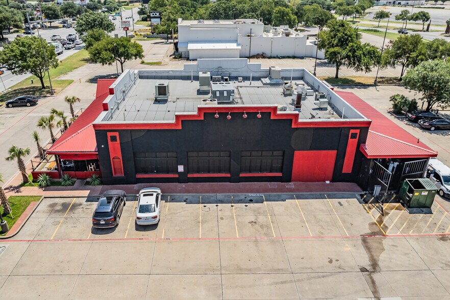 More Photos Of 10300 W Technology Blvd, Dallas Restaurant For Sale
