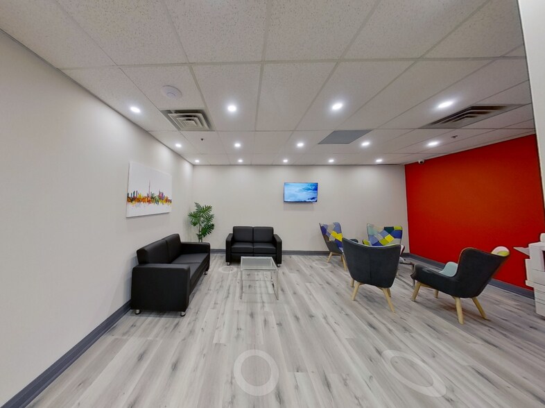 More Photos Of 2000 Argentia Rd, Mississauga Unknown For Lease