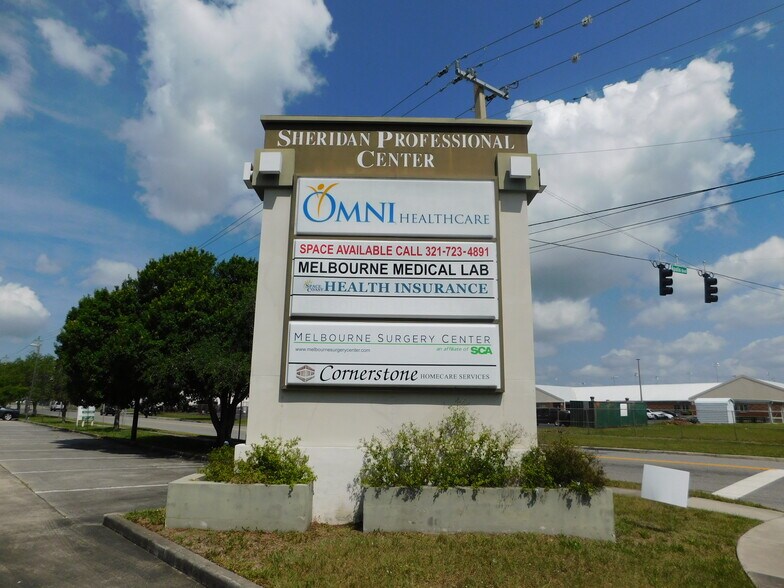 More Photos Of 95 Bulldog Blvd, Melbourne Medical For Lease