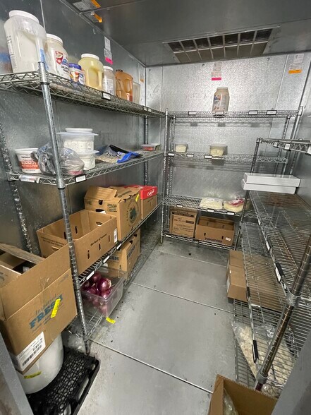 More Photos Of 156 E Carolina Ave, Hartsville Storefront Retail Residential For Lease