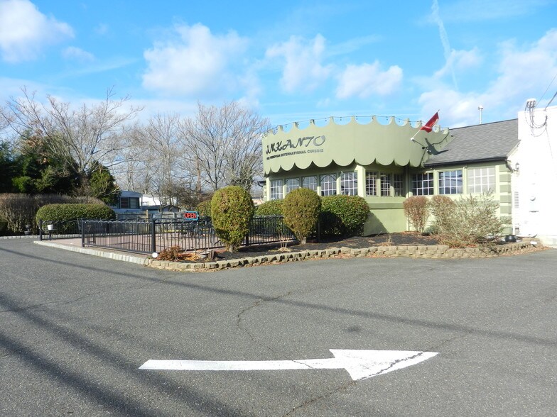 More Photos Of 3115 State Route 35, Hazlet Restaurant For Sale