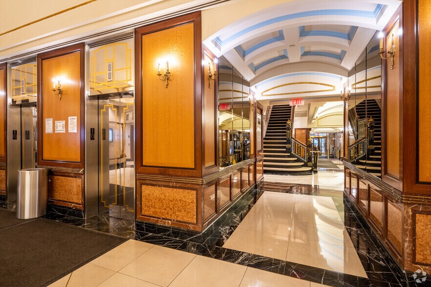 More Photos Of 71 W 23rd St, New York Office For Lease