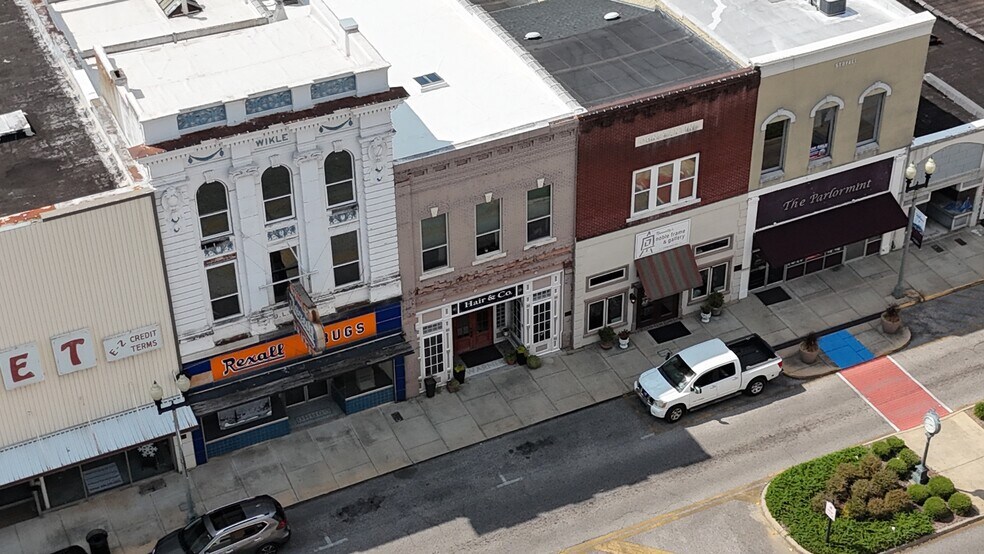 More Photos Of 1012 Noble St, Anniston Storefront Retail Office For Sale