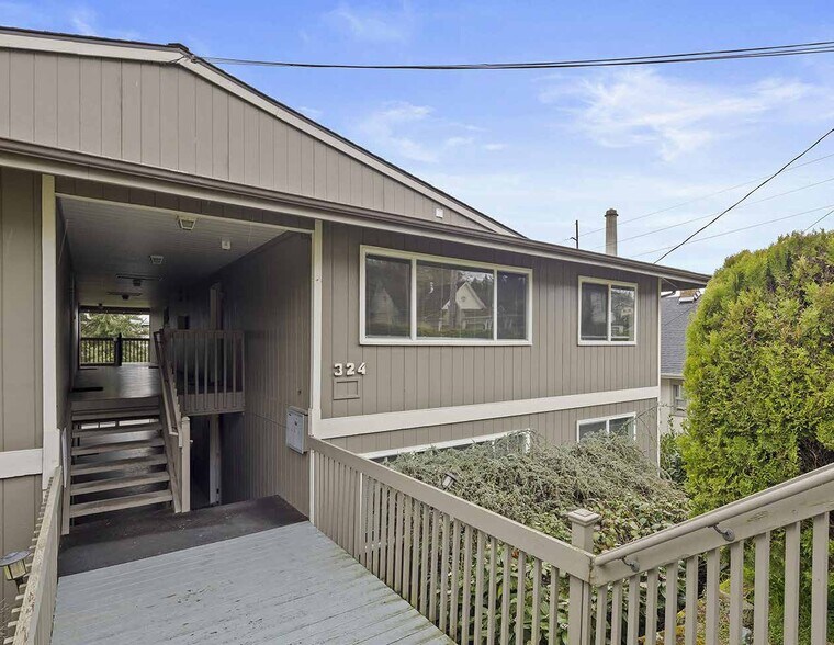 More Photos Of 324 S Lafayette Ave, Bremerton Apartments For Sale
