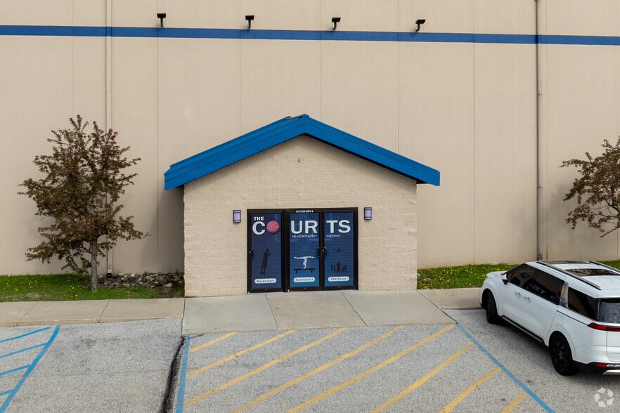 More Photos Of 127 E US Highway 6, Valparaiso Sports And Entertainment For Sale