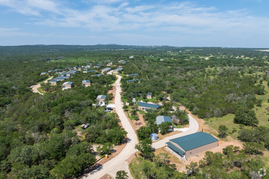 More Photos Of 7501 SH 71, Spicewood Unknown For Lease