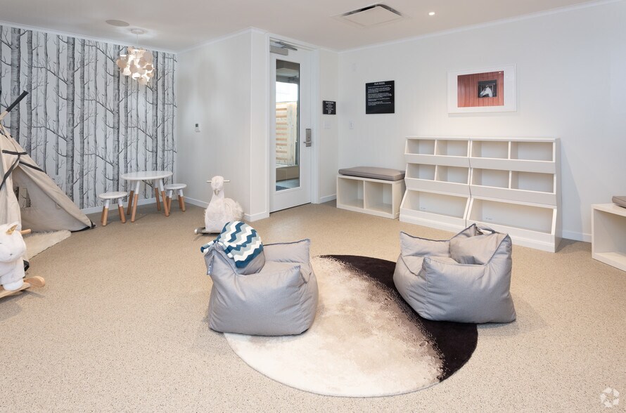 More Photos Of 770 Jackson St, Hoboken Apartments For Lease