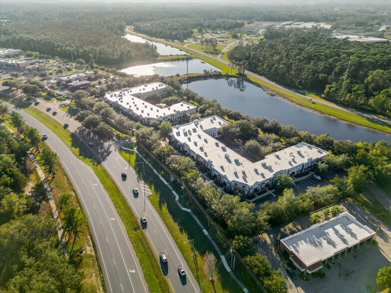 More Photos Of 422 S Alafaya Trl, Orlando Loft Creative Space For Sale