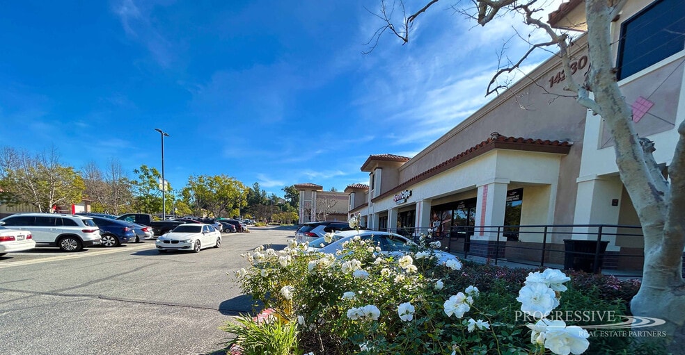 More Photos Of 14230-14270 Chino Hills Pky, Chino Hills Unknown For Lease