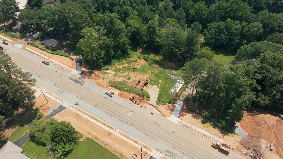 More Photos Of 3114 Holly Springs Pky, Canton General Retail For Lease