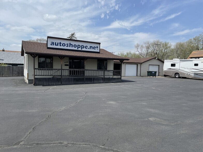 More Photos Of 404 W 1st Ave, Mitchell Land For Sale