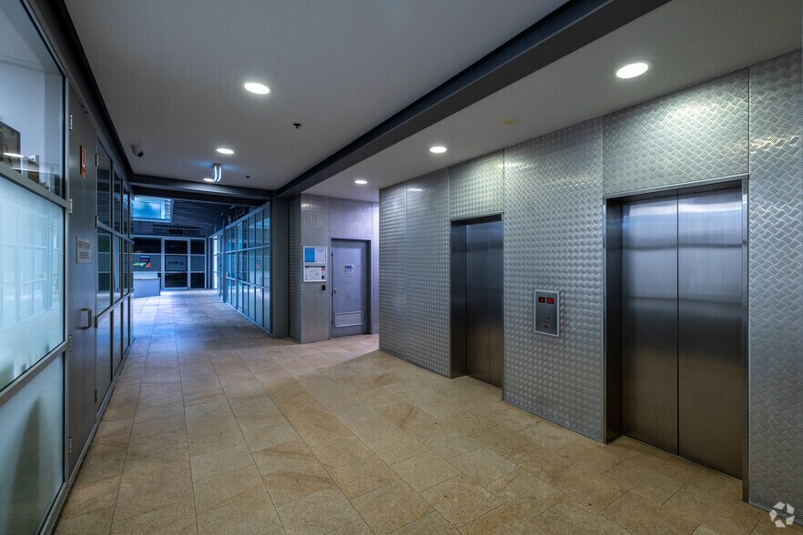 More Photos Of 20 Dale St, Brookvale Office For Lease