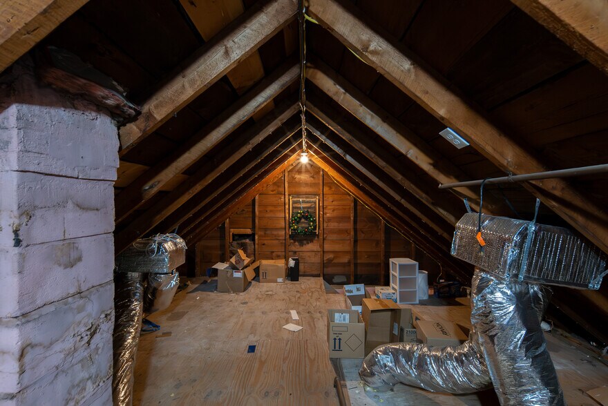 More Photos Of 1221 Altamont Ave, Schenectady Office For Sale