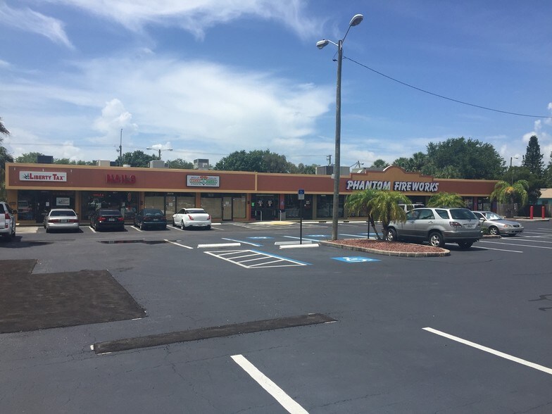 More Photos Of 3642-3684 W Gandy Blvd, Tampa Storefront For Sale