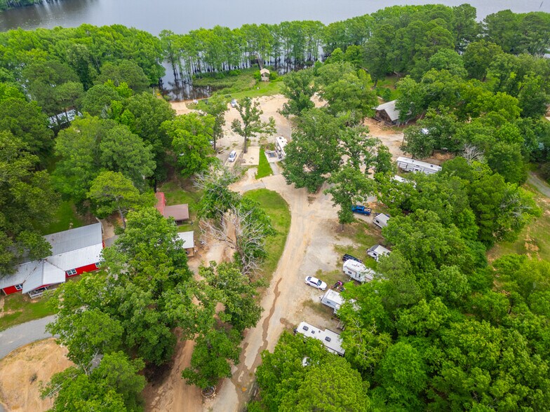 More Photos Of 7415 N State Line Rd, Karnack Trailer Camper Park For Sale