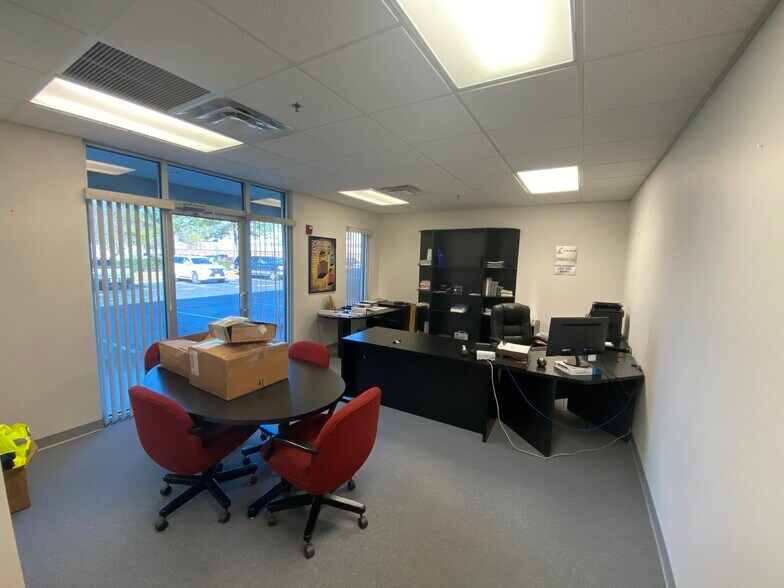 More Photos Of 901 Port Centre Pky, Portsmouth Research And Development For Lease