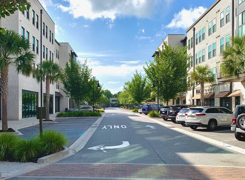 More Photos Of 1440 Ben Sawyer Blvd, North Charleston Unknown For Lease