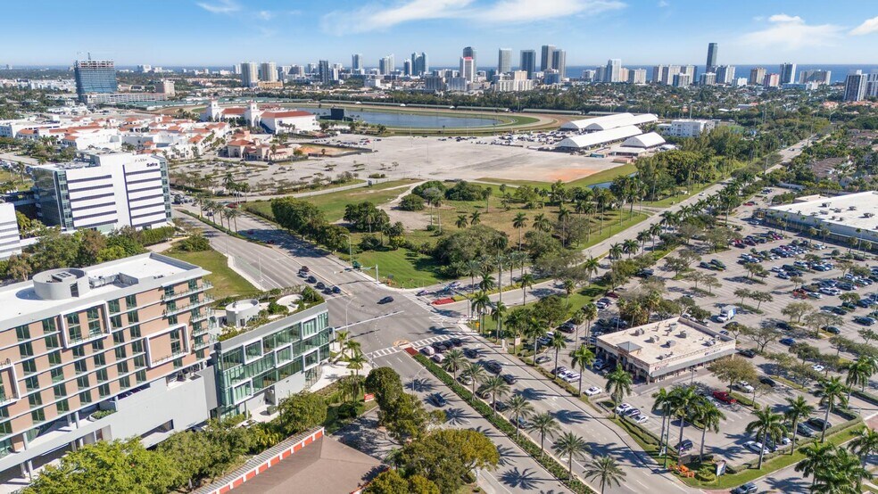 More Photos Of 21290 Biscayne Blvd, Aventura Office Residential For Lease