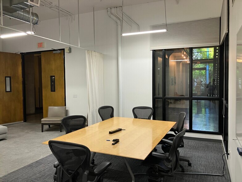 More Photos Of 1500 Park Ave, Emeryville Loft Creative Space For Lease