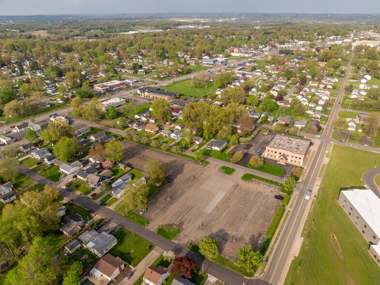 More Photos Of 323 Marion Ave, Massillon Medical For Sale