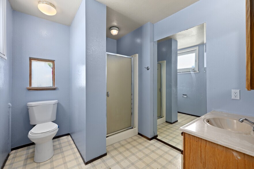 More Photos Of 13041 San Pablo Ave, San Pablo Freestanding For Lease