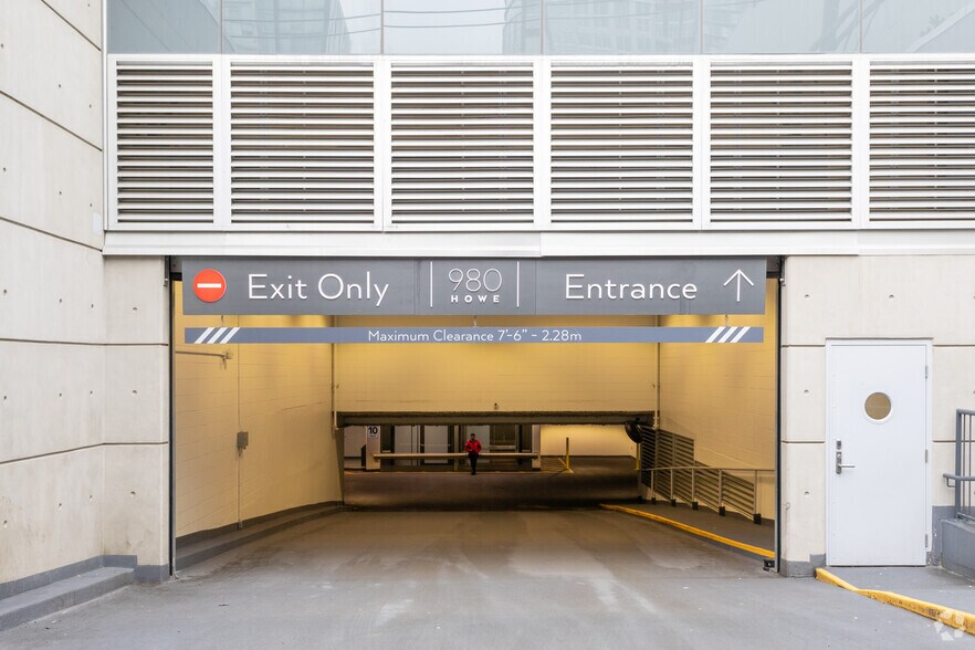 More Photos Of 980 Howe St, Vancouver Office For Lease