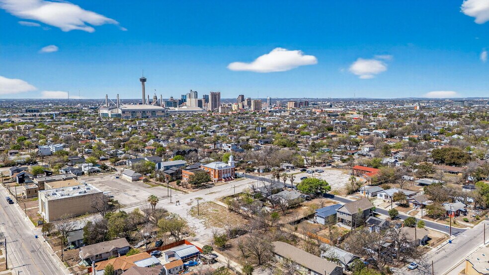 More Photos Of 920 Martin Luther King Dr, San Antonio Land For Sale
