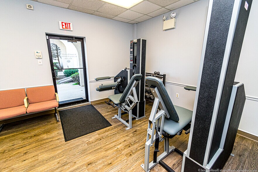 More Photos Of 110 Harbor Ln, Somers Point Medical For Sale