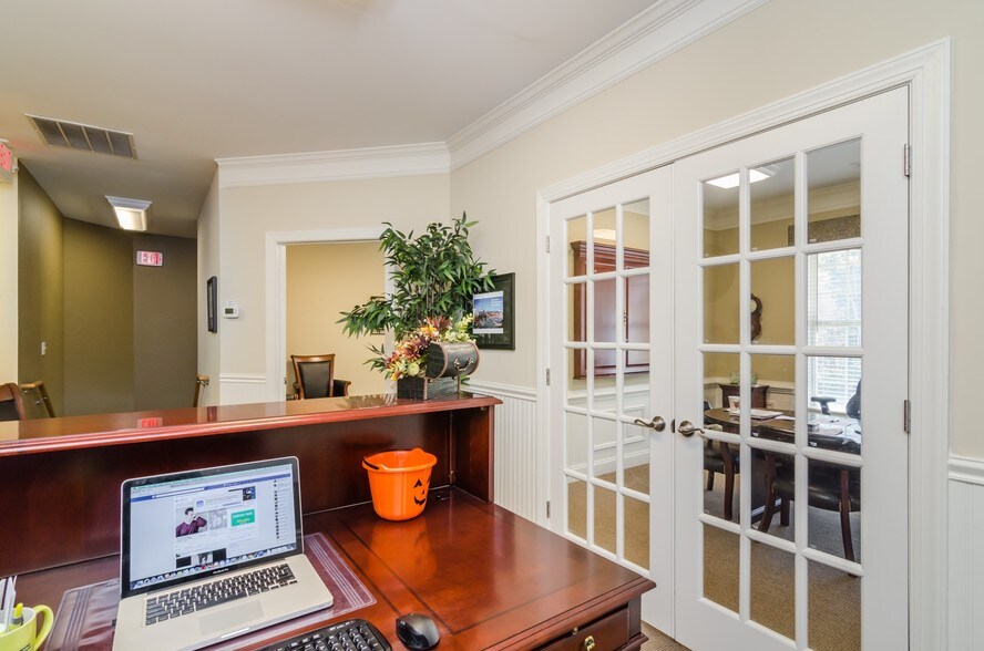 More Photos Of 1350 Wooten Lake Rd, Kennesaw Office For Lease