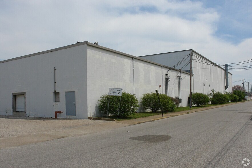 Primary Photo Of 1031 W Tennessee St, Evansville Distribution For Lease