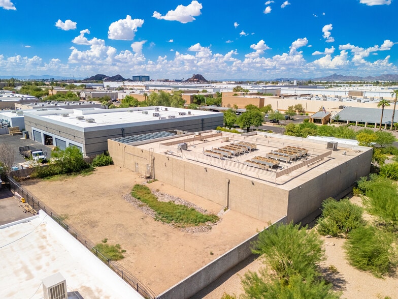 More Photos Of 1005 W Geneva Dr, Tempe Industrial For Lease