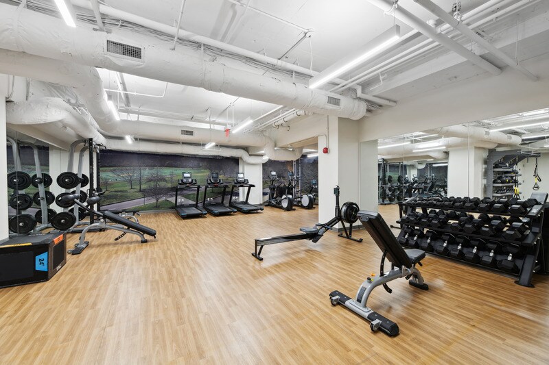 More Photos Of 1156 15th St NW, Washington Office For Lease