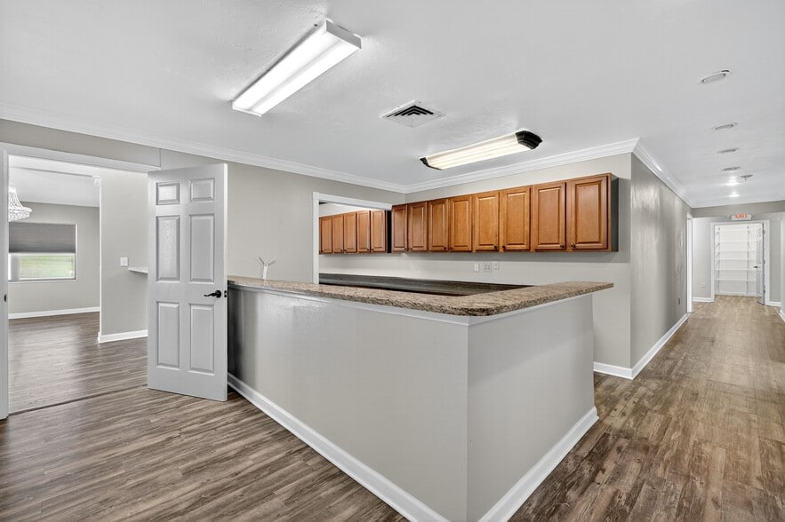 More Photos Of 8404 Us Highway 441, Leesburg Freestanding For Lease