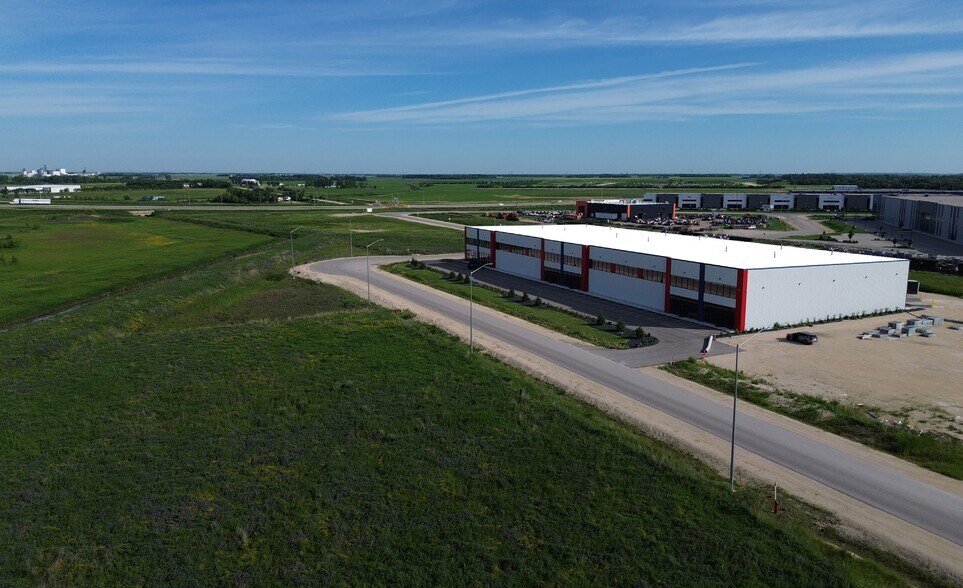 More Photos Of 3125 Red Fife Rd, Winnipeg Distribution For Sale