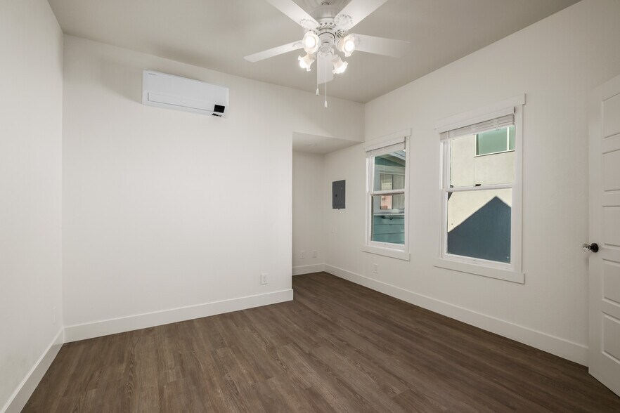 More Photos Of 214 Stewart St, Reno Apartments For Sale