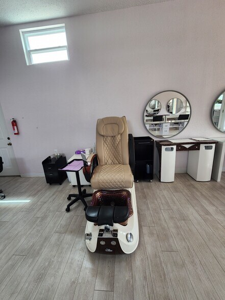 More Photos Of 15 E 7th St, La Junta General Retail For Sale