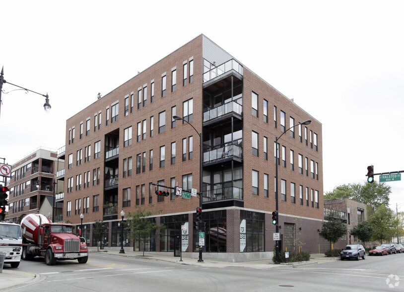 More Photos Of 1600-1610 S Halsted St, Chicago Storefront For Lease