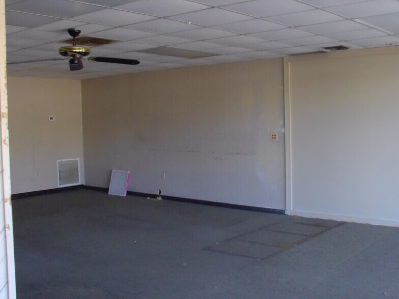 More Photos Of 1510-1520 Capital Cir SE, Tallahassee Unknown For Lease