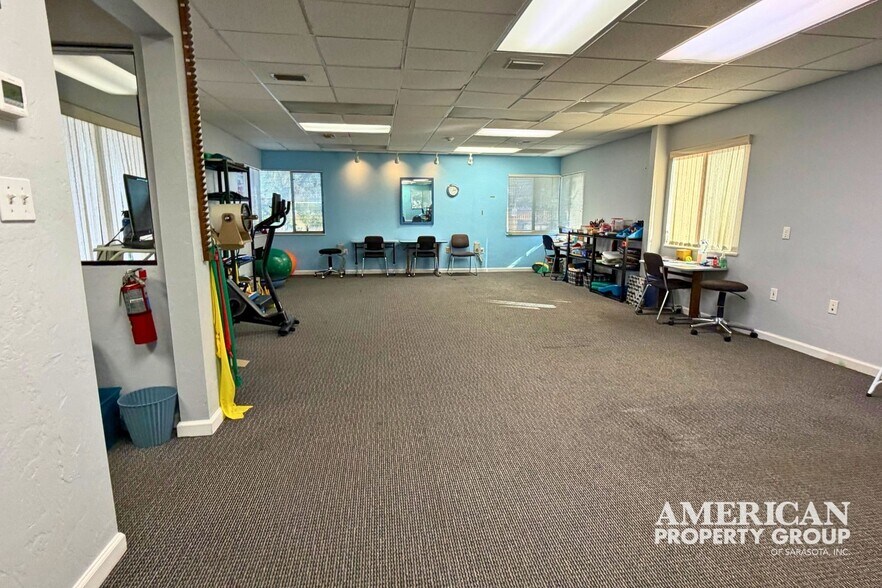 More Photos Of 2831 Ringling Blvd, Sarasota Medical For Sale
