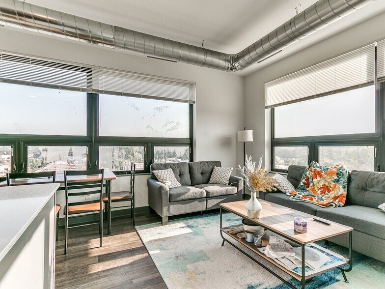 More Photos Of 1261 8th St, West Des Moines Apartments For Lease