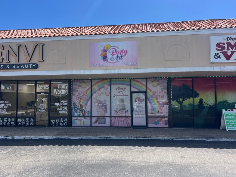 More Photos Of 4410 W Hillsborough Ave, Tampa Storefront Retail Office For Lease
