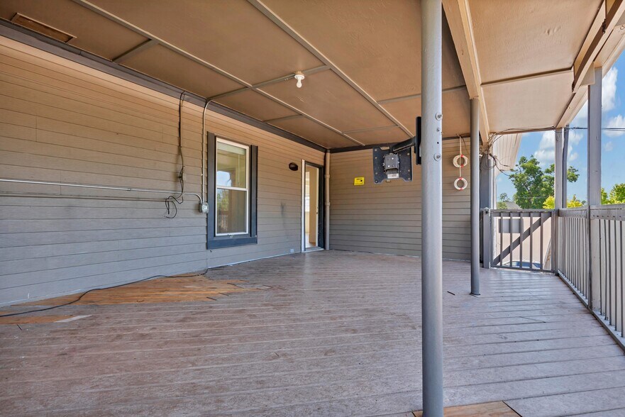 More Photos Of 1501 W Colorado Ave, Colorado Springs Storefront Retail Residential For Sale