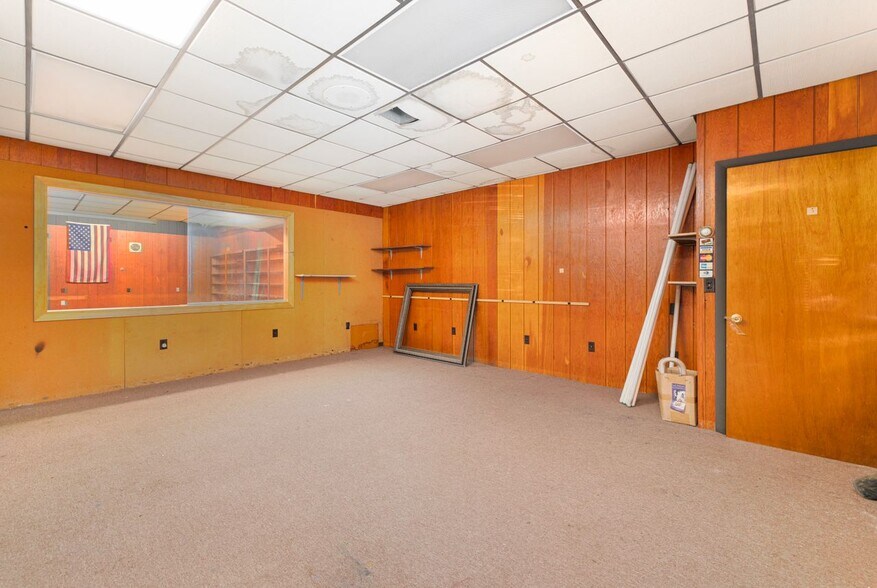 More Photos Of 11 Tenth St, East Providence Warehouse For Sale