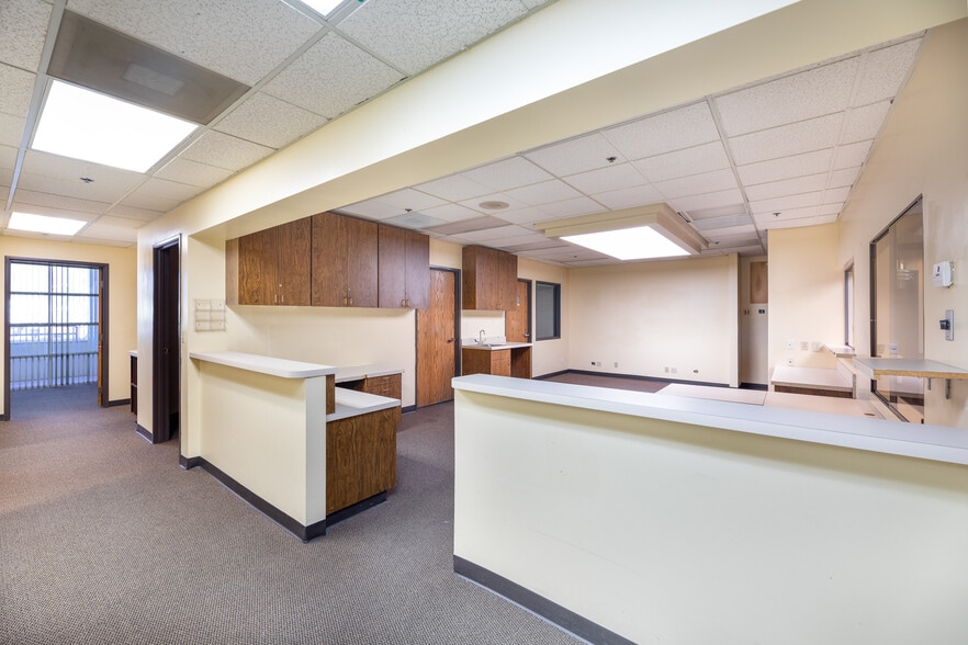 More Photos Of 665 W Naomi Ave, Arcadia Medical For Lease