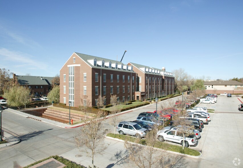 More Photos Of 6201 N Classen Blvd, Oklahoma City Office For Lease