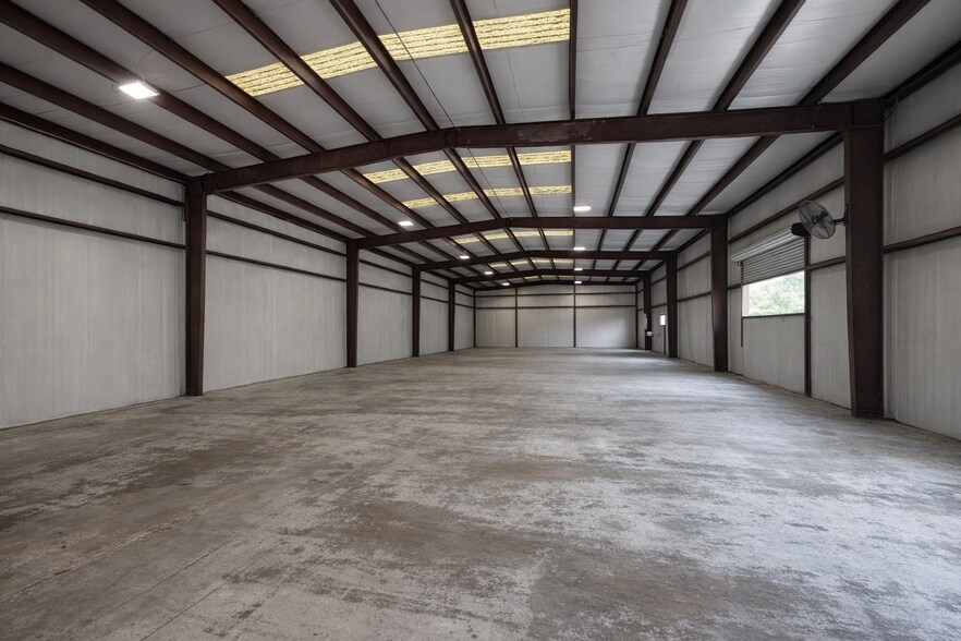More Photos Of 545 Marksmen Ct, Fayetteville Industrial For Sale