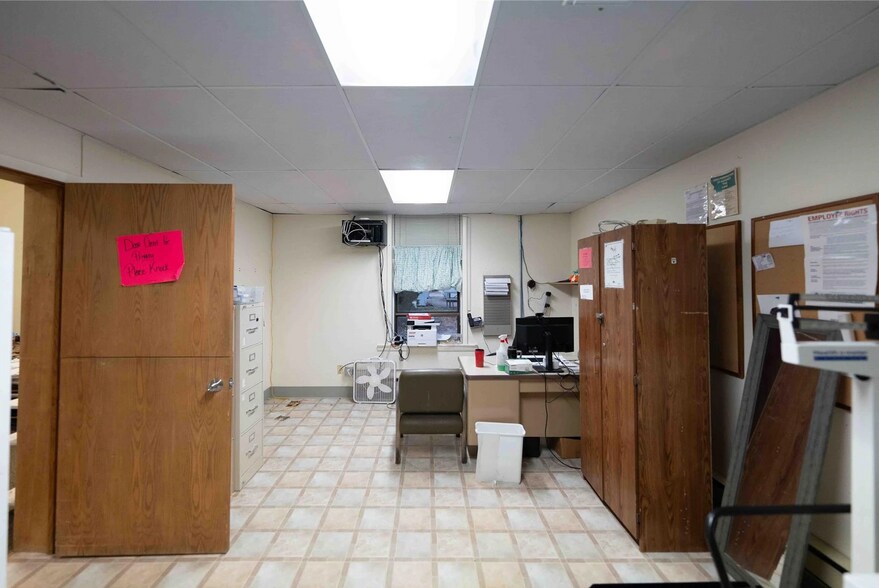 More Photos Of 1601 Central Ave, Great Falls Religious Facility For Sale