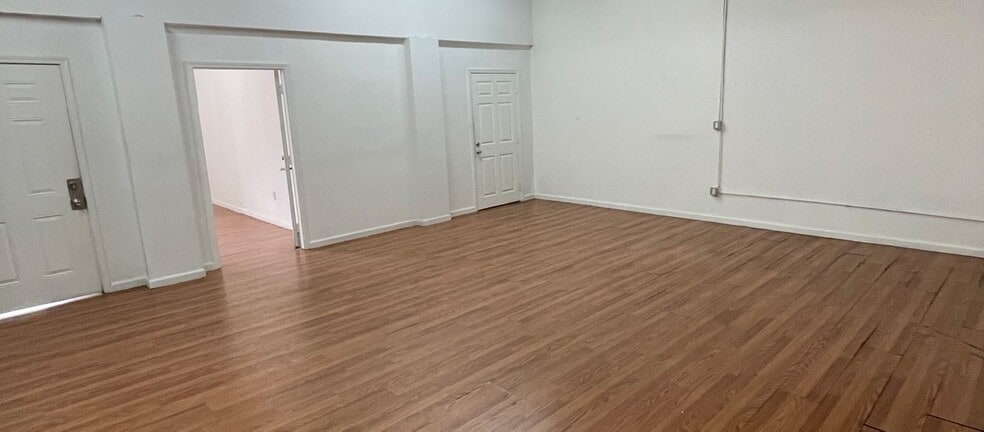More Photos Of 138 N San Fernando Rd, Los Angeles Warehouse For Sale