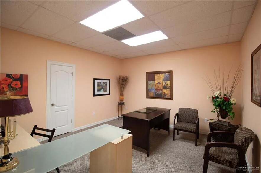 More Photos Of 3516 Buddy Owens Ave, McAllen Office For Sale