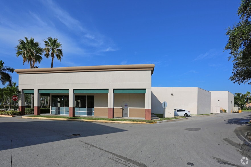 More Photos Of 1490-1732 S Federal Hwy, Delray Beach Unknown For Lease